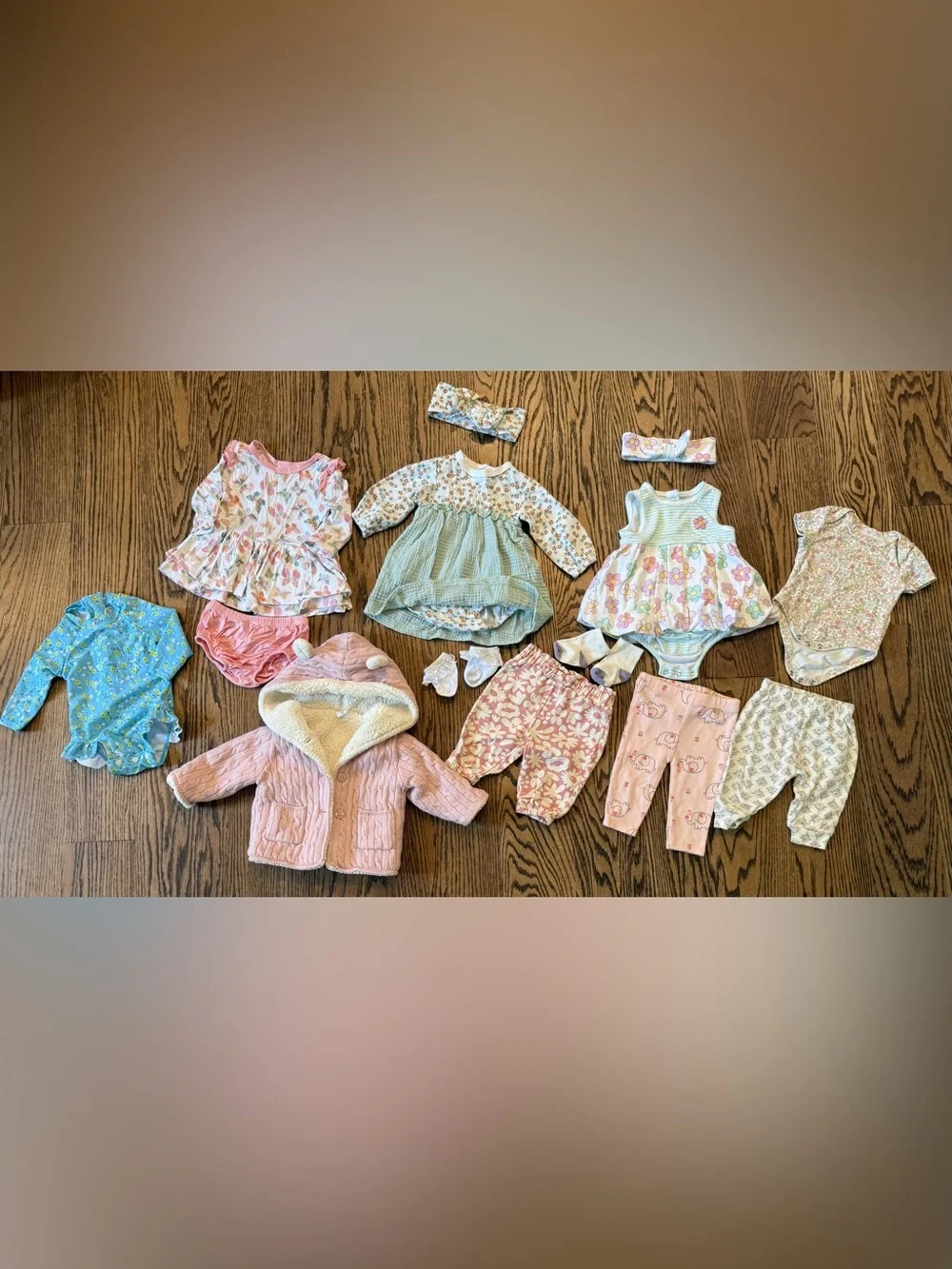 Baby Girls bundle size 0-3 m